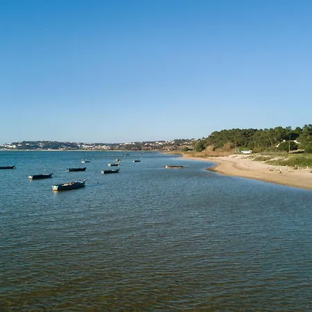 Casa Do Cruzeiro - By Sch *