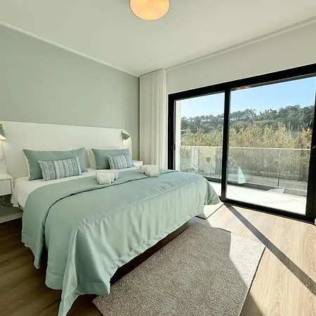 Vila Casa Do Cruzeiro - By Sch