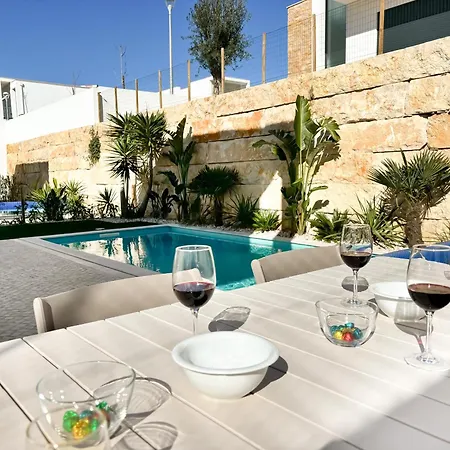 Casa Do Cruzeiro - By Sch * Foz do Arelho