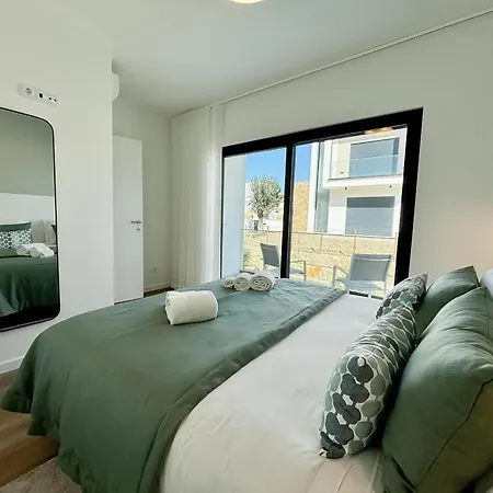 Casa Do Cruzeiro - By Sch Vila Foz do Arelho