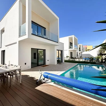 Casa Do Cruzeiro - By Sch